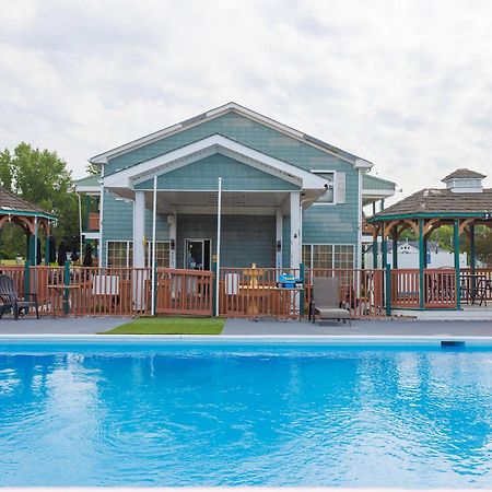 Atlantic Shores Inn And Suites Чинкотіг Екстер'єр фото
