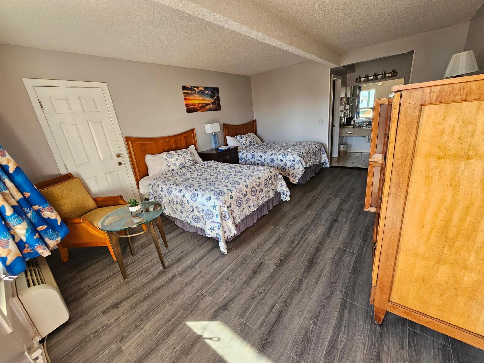 Atlantic Shores Inn And Suites Чинкотіг Екстер'єр фото